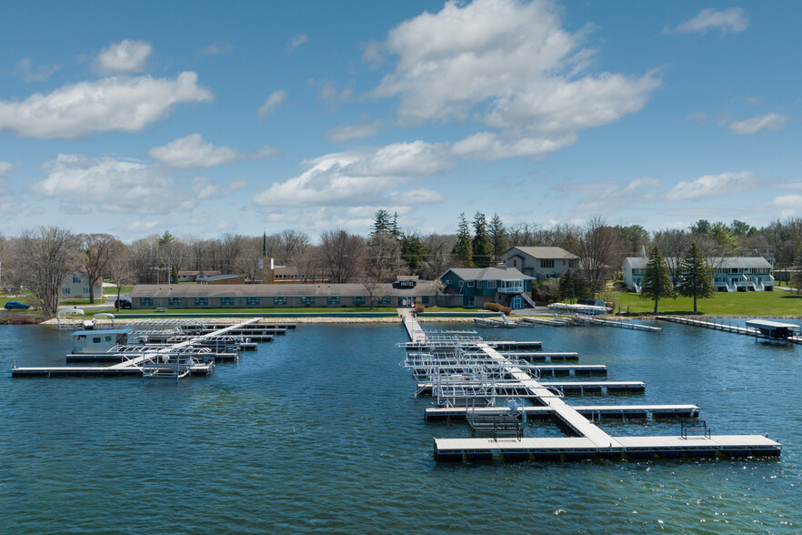 439 Lake St, Green Lake, WI à vendre - Photo du bâtiment - Image 1 de 1