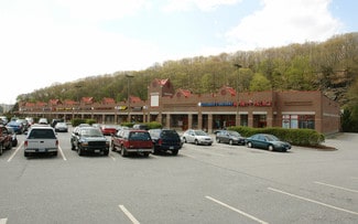 Plus de détails pour 77 Salem Tpke, Norwich, CT - Commerce de détail à louer