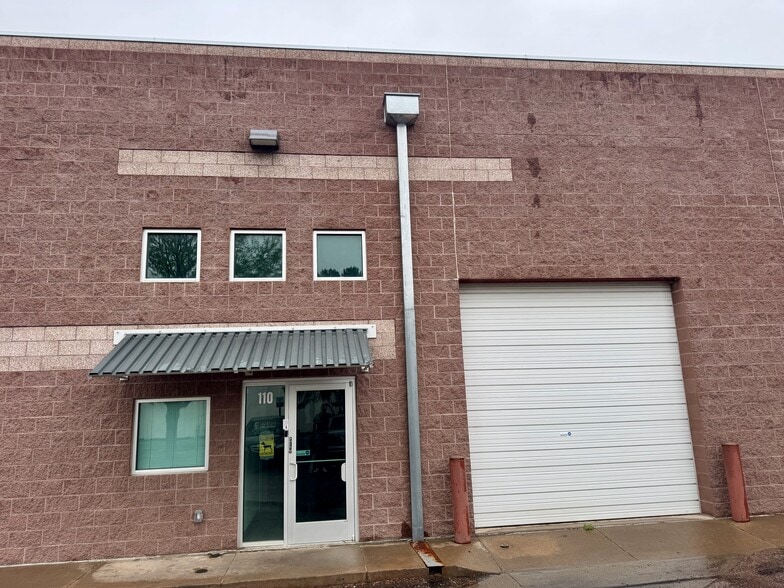 1075 Ford St, Colorado Springs, CO for lease - Building Photo - Image 2 of 19