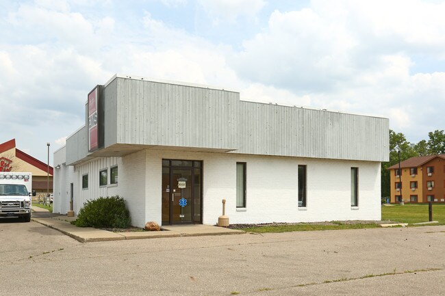 Plus de détails pour 3005 Claude Ave, Flint, MI - Commerce de détail à vendre