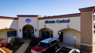 3955 Central Ave, Hot Springs, AR for lease Interior Photo- Image 1 of 16