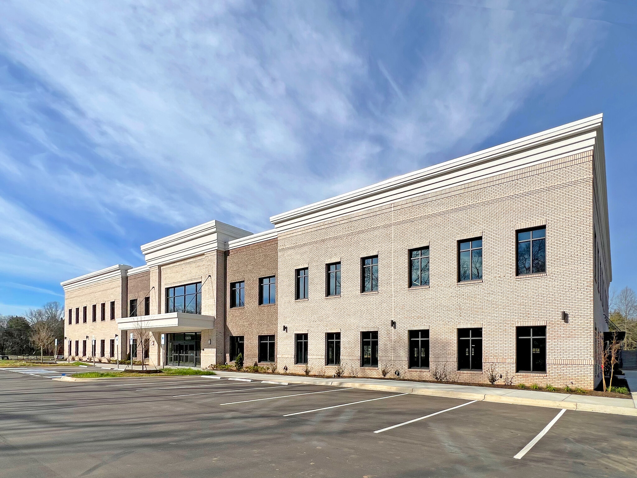 13515 Steele Creek Rd, Charlotte, NC for lease Primary Photo- Image 1 of 6