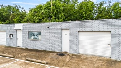 1808-1812 Santa Fe Dr, Weatherford, TX for lease Interior Photo- Image 2 of 2