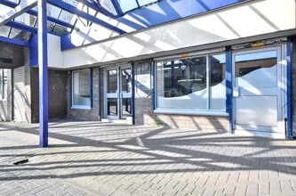 West Stewart St, Greenock à louer Photo du bâtiment- Image 1 de 3