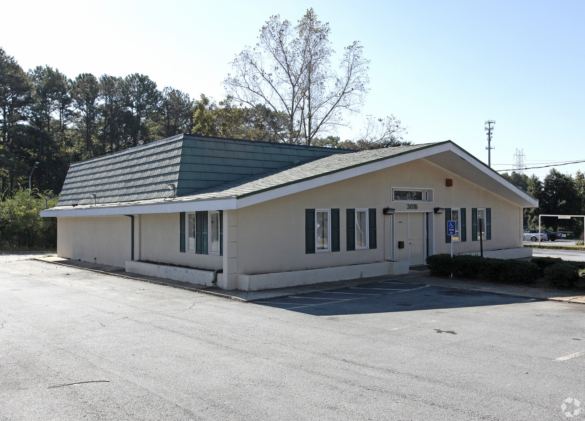 3076 Campbellton Rd SW, Atlanta, GA for lease Primary Photo- Image 1 of 34