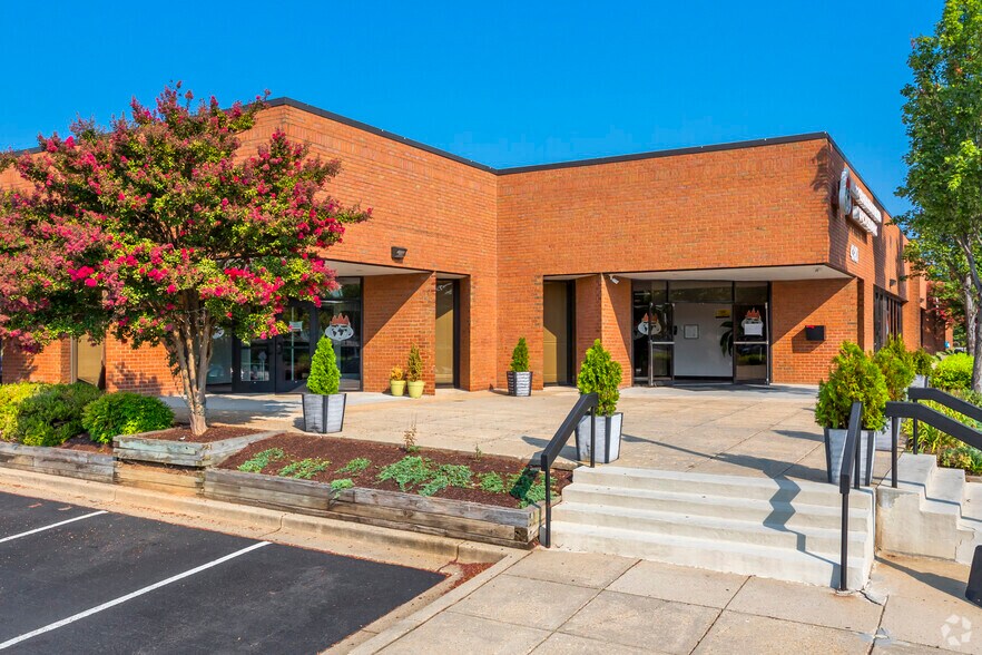 4380 Forbes Blvd, Lanham, MD à louer - Photo du bâtiment - Image 3 de 5