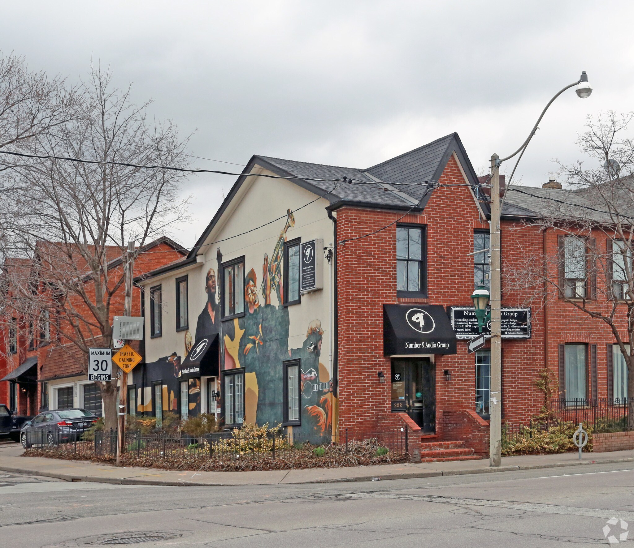 222 Gerrard St E, Toronto, ON à vendre Photo principale- Image 1 de 1