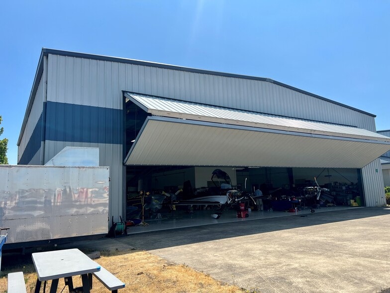 90451 Boeing Dr, Eugene, OR for sale - Primary Photo - Image 3 of 17