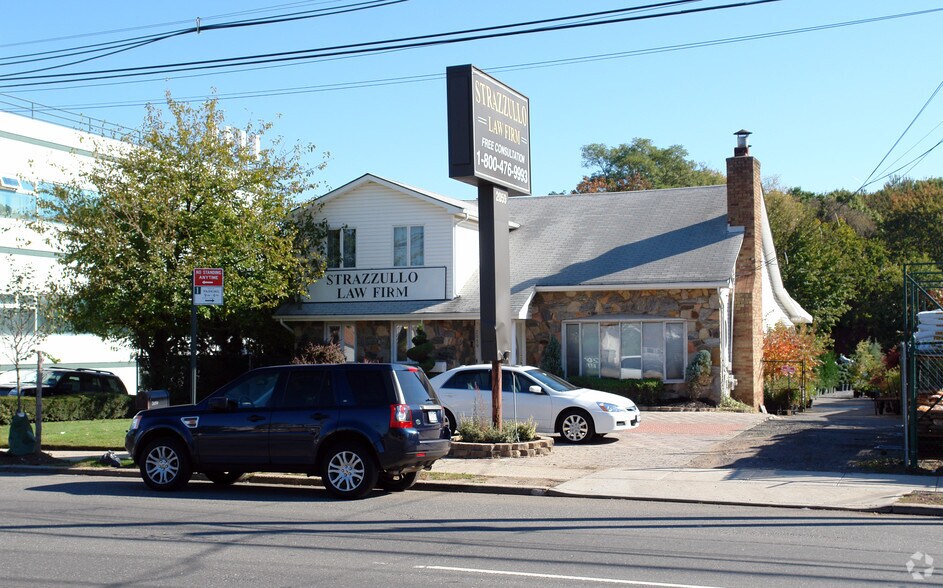 2059 Richmond Ave, Staten Island, NY à louer - Photo principale - Image 2 de 2