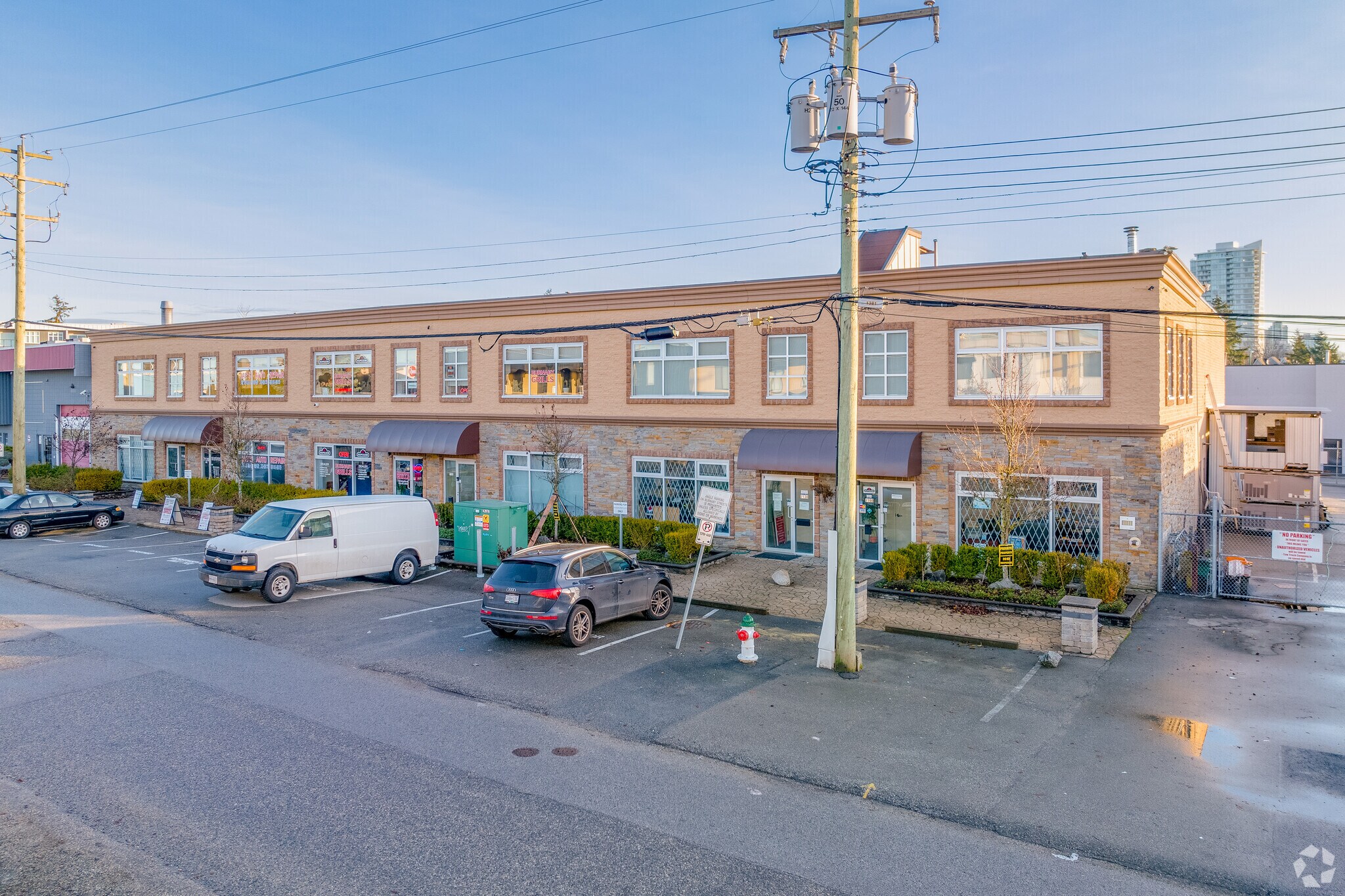 7118-7132 Randolph Av, Burnaby, BC for sale Primary Photo- Image 1 of 1