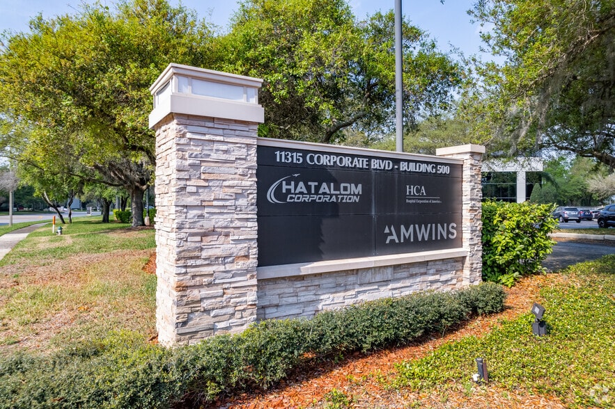 11315 Corporate Blvd, Orlando, FL à vendre - Photo du bâtiment - Image 2 de 9