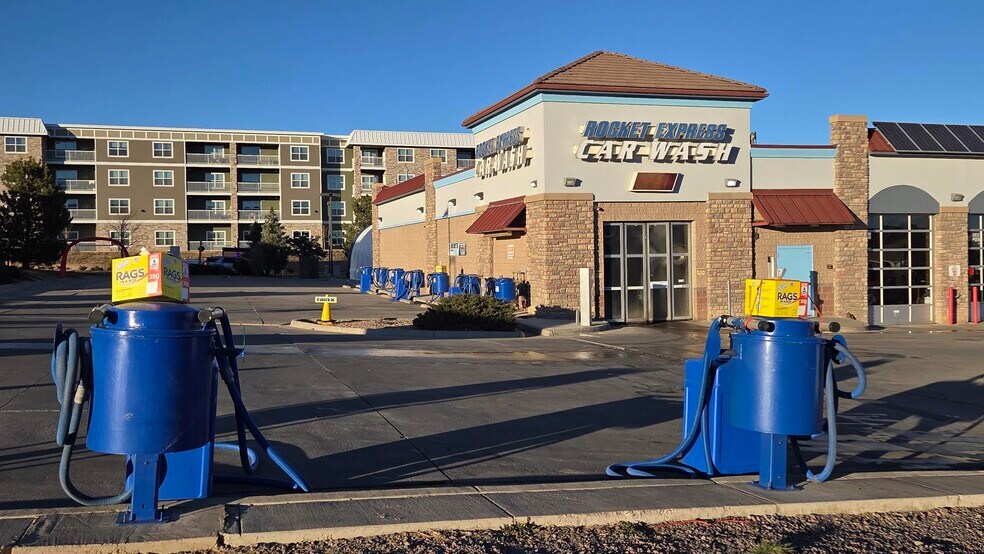 13074 W Ida Ave, Littleton, CO à vendre - Photo du bâtiment - Image 2 de 6