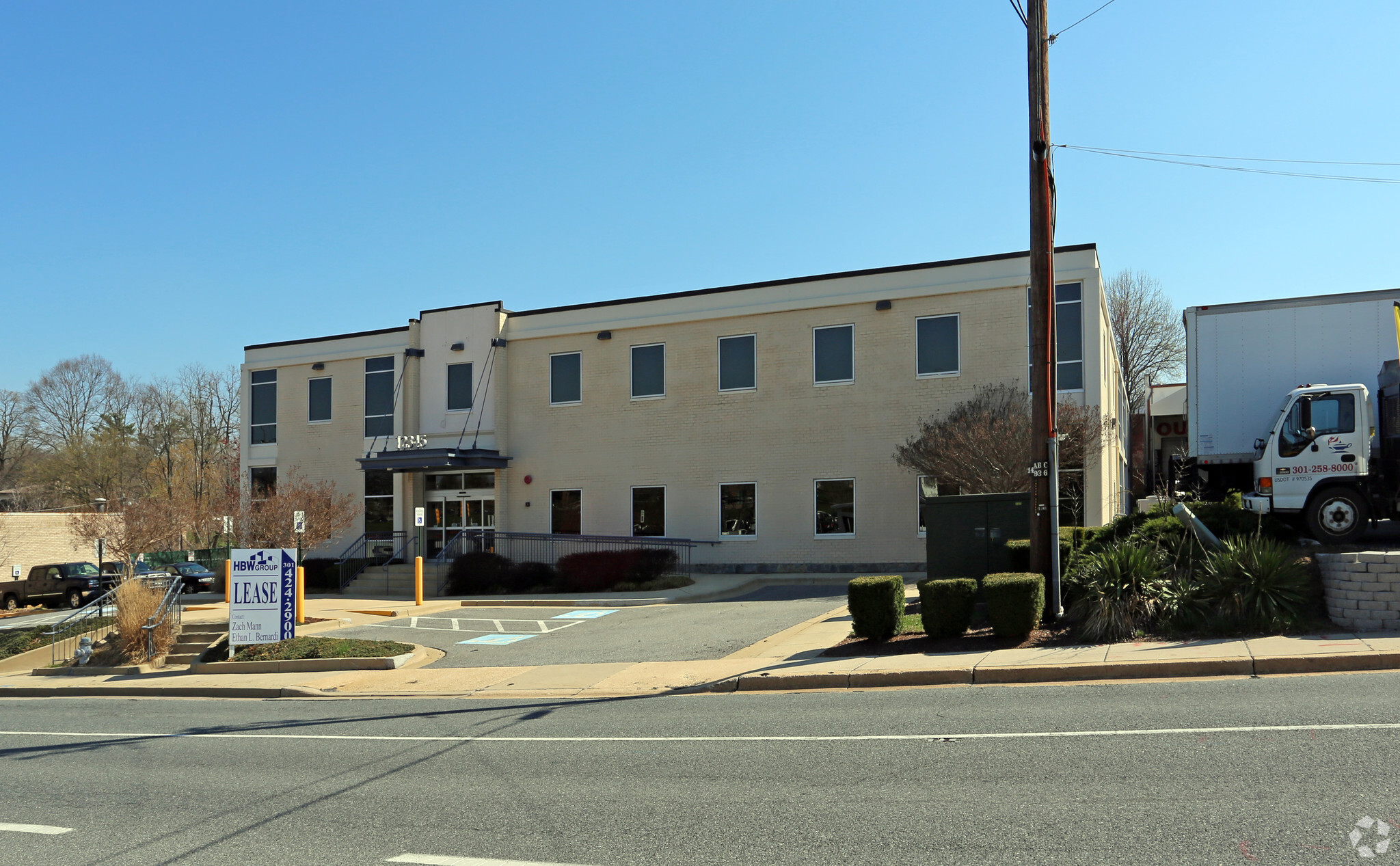 12345 Parklawn Dr, Rockville, MD for lease Primary Photo- Image 1 of 12