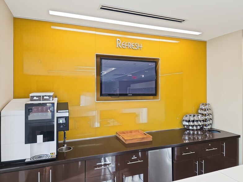 11555 Medlock Bridge Rd, Duluth, GA à louer - Photo intérieure - Image 2 de 15