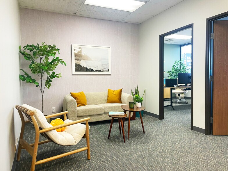8929-8939 S Sepulveda Blvd, Los Angeles, CA à louer - Photo du bâtiment - Image 3 de 28