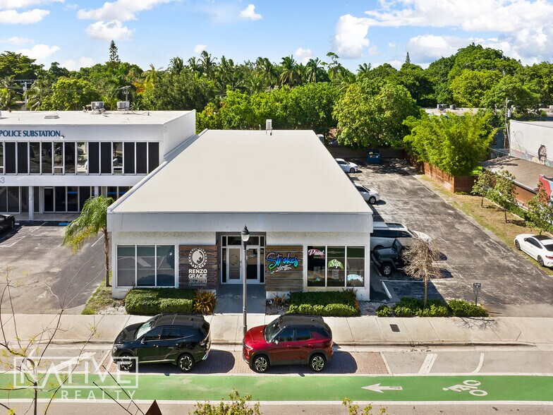 535 NE 13th St, Fort Lauderdale, FL à louer - Photo du bâtiment - Image 1 de 23