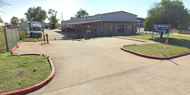 Plus de détails pour 11321 Neeshaw Dr, Houston, TX - Bureau à vendre