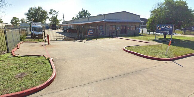 More details for 11321 Neeshaw Dr, Houston, TX - Office for Sale