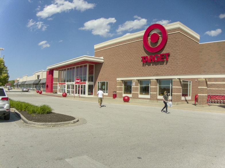 18800 N Market Pl Dr, Aurora, OH à louer - Photo du bâtiment - Image 3 de 8