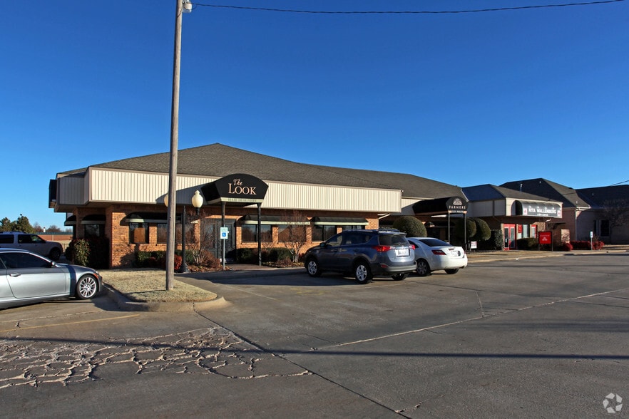 2833 SW 119th St, Oklahoma City, OK for lease - Primary Photo - Image 1 of 12