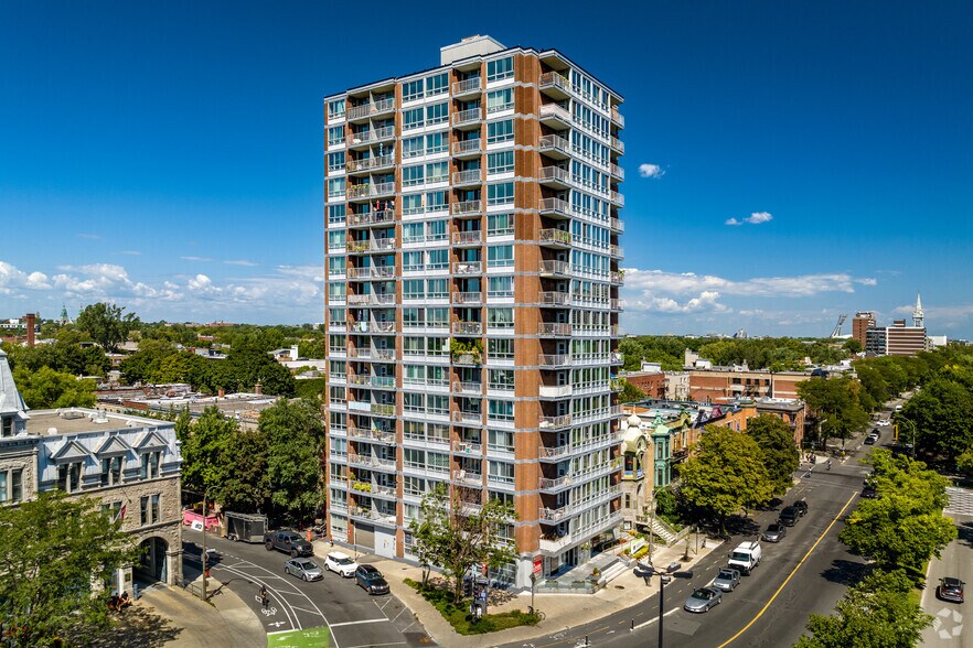 1101 Rue Rachel E, Montréal, QC à vendre - Photo principale - Image 1 de 1