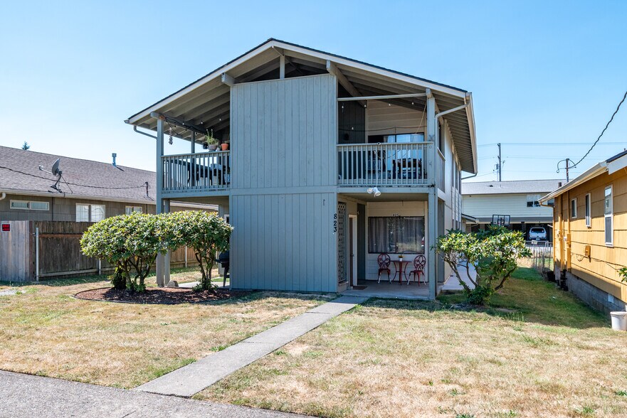 823 8th Ave, Longview, WA for sale - Building Photo - Image 2 of 18