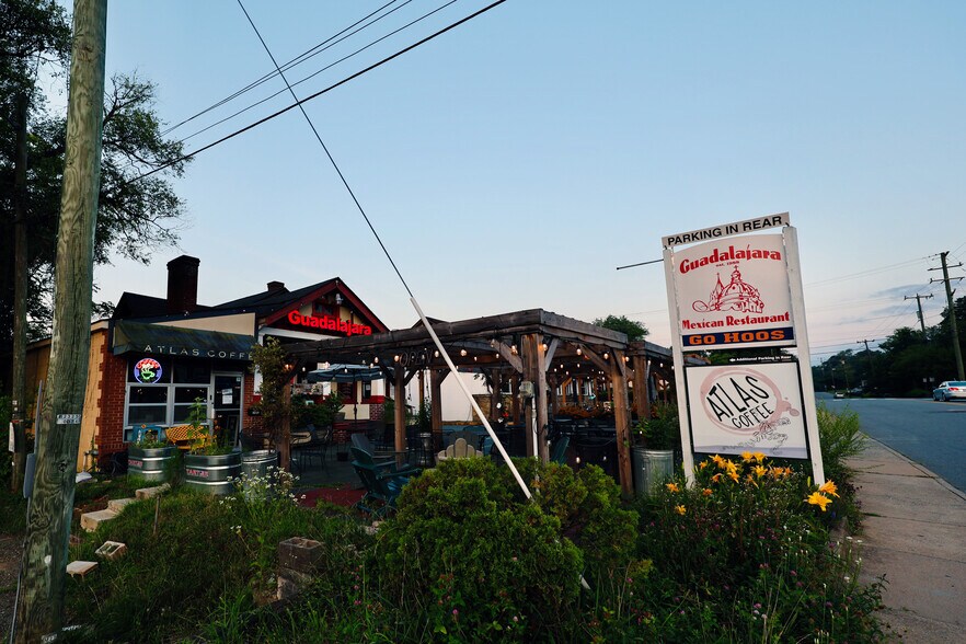 2206 Fontaine Ave, Charlottesville, VA à vendre - Photo du bâtiment - Image 3 de 17