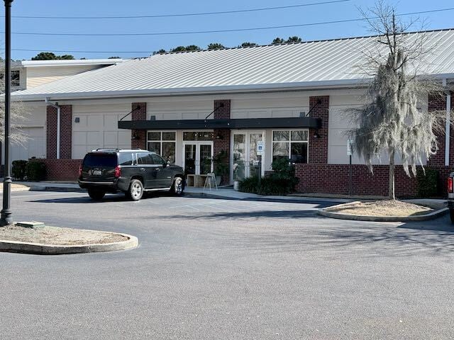 543 Long Point Rd, Mount Pleasant, SC for lease Interior Photo- Image 1 of 15