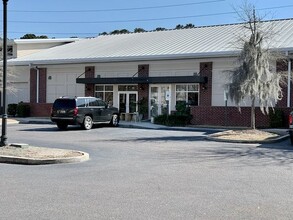 543 Long Point Rd, Mount Pleasant, SC for lease Interior Photo- Image 1 of 15
