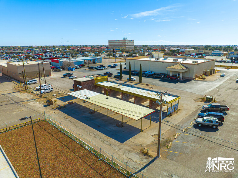 2143 42nd St, Odessa, TX à vendre - Photo du bâtiment - Image 3 de 6