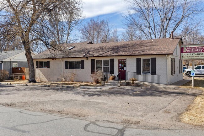 Plus de détails pour 7700 W 14th Ave, Lakewood, CO - Commerce de détail à vendre