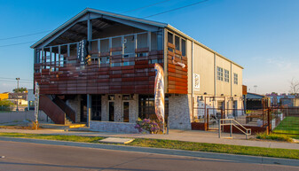 2000 W Berry St, Fort Worth TX - Convenience Store