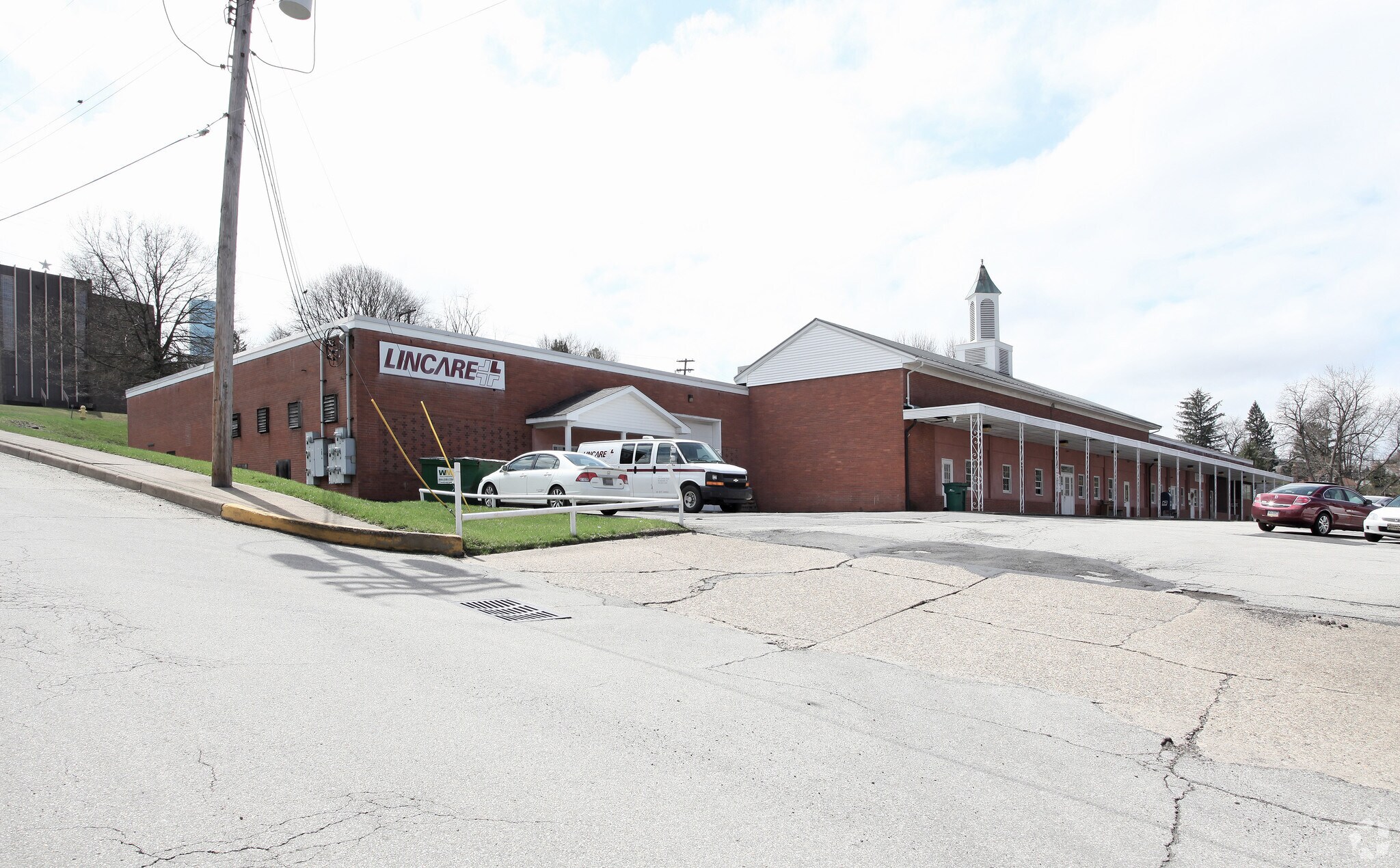 1295-1299 Grand Blvd, Monessen, PA à louer Photo principale- Image 1 de 5