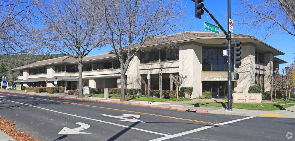3189 Danville Blvd, Alamo, CA à louer - Photo du bâtiment - Image 2 de 6