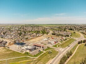 Plus de détails pour 2653 Scenic Dr N, Lethbridge, AB - Commerce de détail à louer