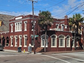 32 N Market St, Charleston, SC for lease Interior Photo- Image 2 of 7