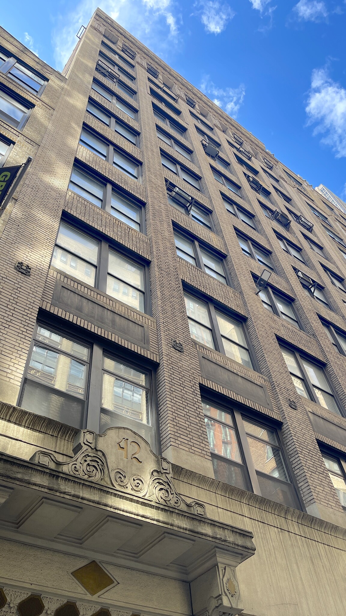 42 W 38th St, New York, NY for lease Building Photo- Image 1 of 4