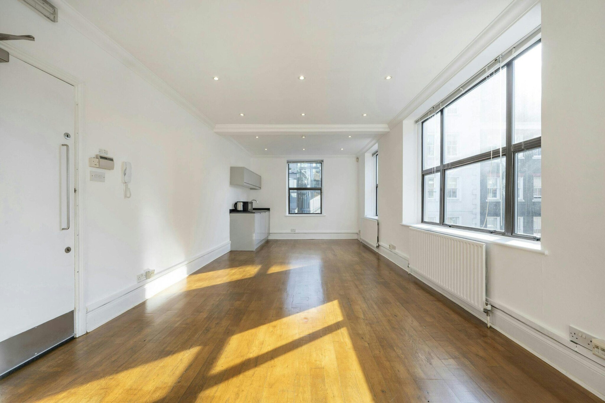 31 Windmill St, London for lease Interior Photo- Image 1 of 20