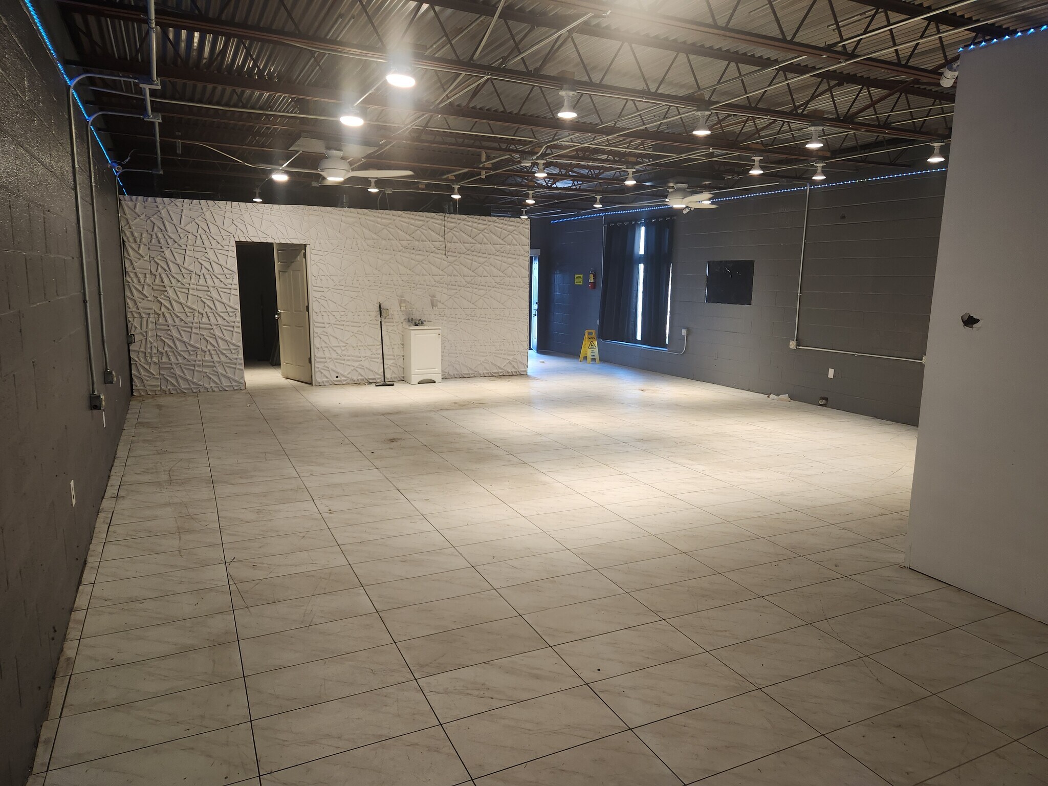 104 E 38th St, Odessa, TX à louer Photo intérieure- Image 1 de 11