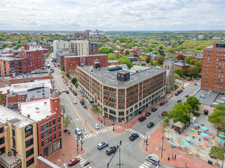 609-615 Congress St, Portland, ME à vendre - Photo du bâtiment - Image 2 de 9