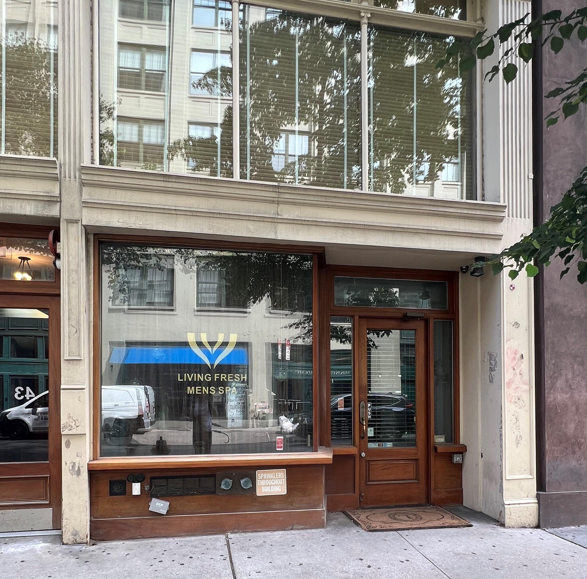 44 W 22nd St, New York, NY for sale Building Photo- Image 1 of 5