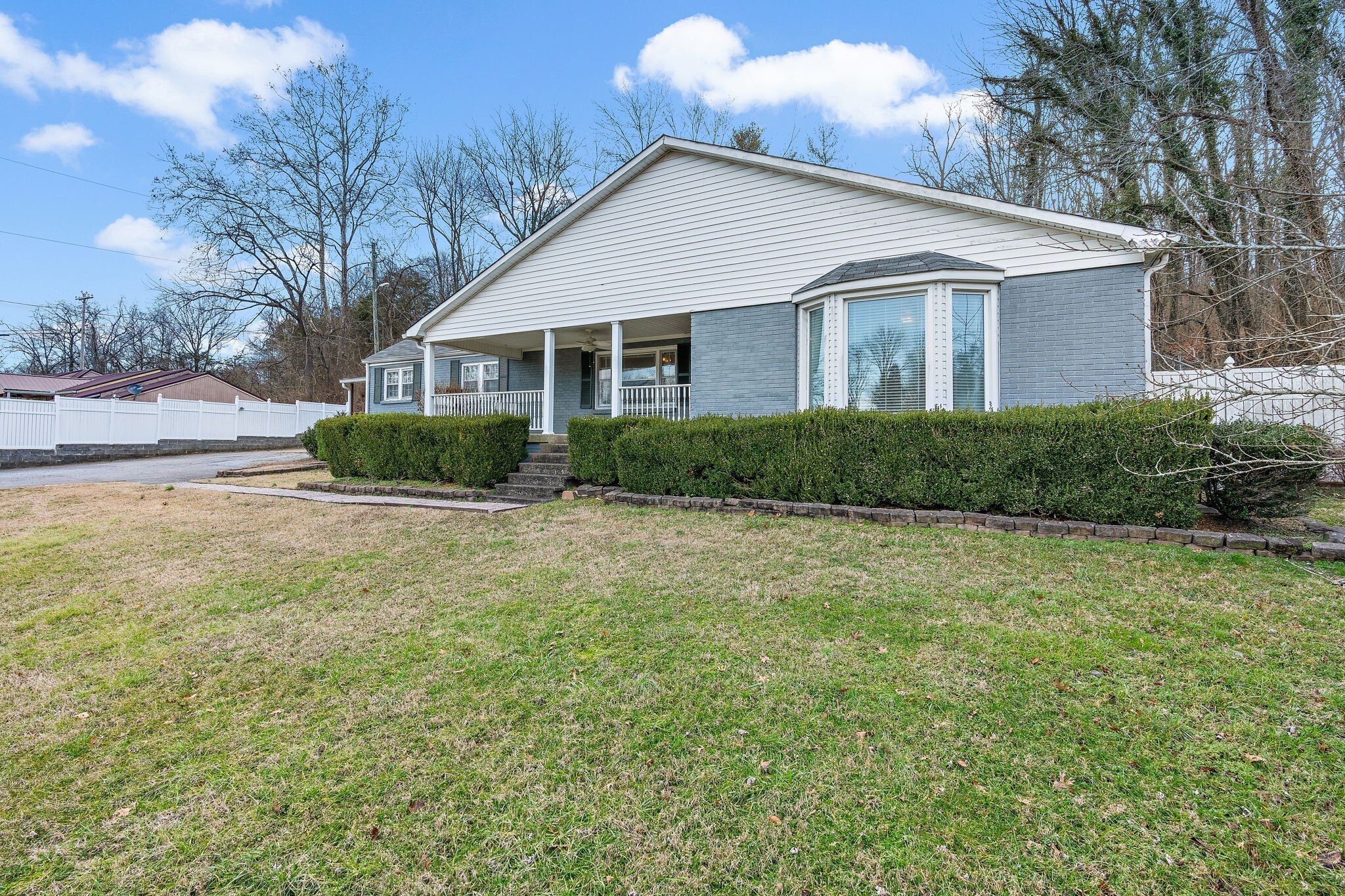 1332 S Dickerson Rd, Goodlettsville, TN for sale Primary Photo- Image 1 of 12