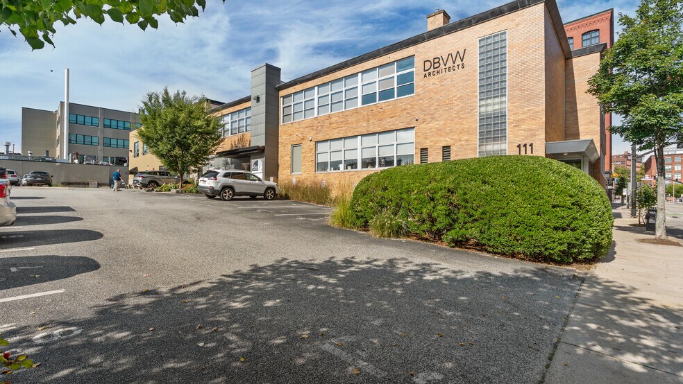 111 Chestnut St, Providence, RI à louer - Photo du bâtiment - Image 3 de 36