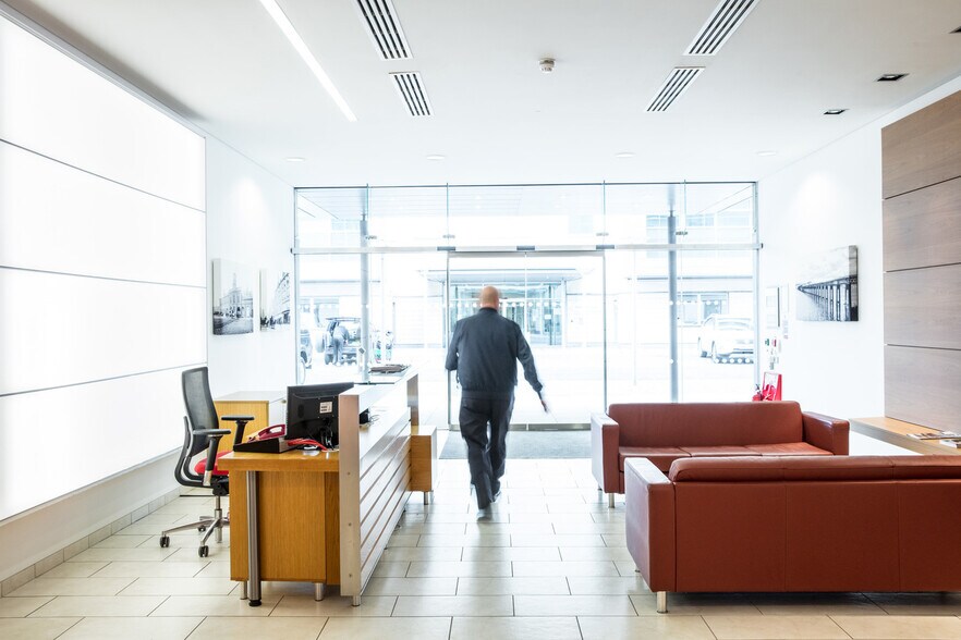 5 West Victoria Dock Rd, Dundee à louer - Photo du bâtiment - Image 3 de 7