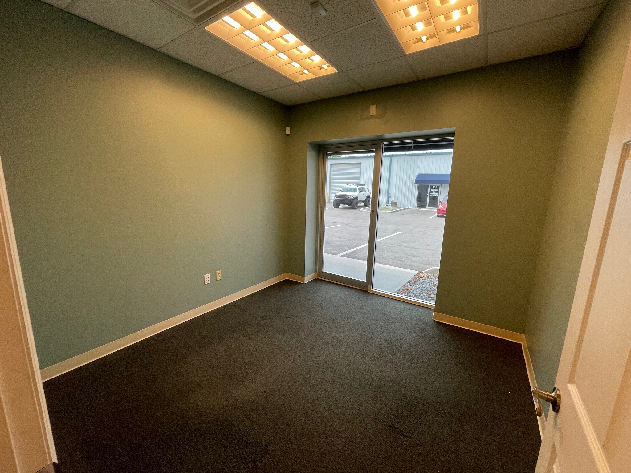 711-751 Business Park Blvd, Winter Garden, FL à louer Photo du bâtiment- Image 1 de 14