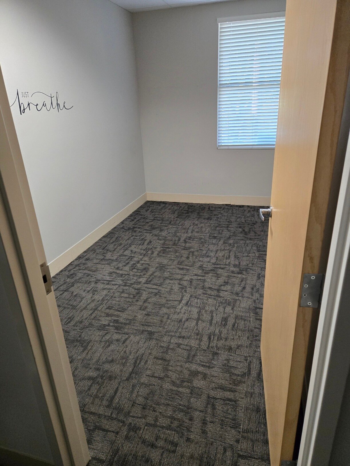 24880 Burnt Pine Dr, Bonita Springs, FL à louer Photo du bâtiment- Image 1 de 2