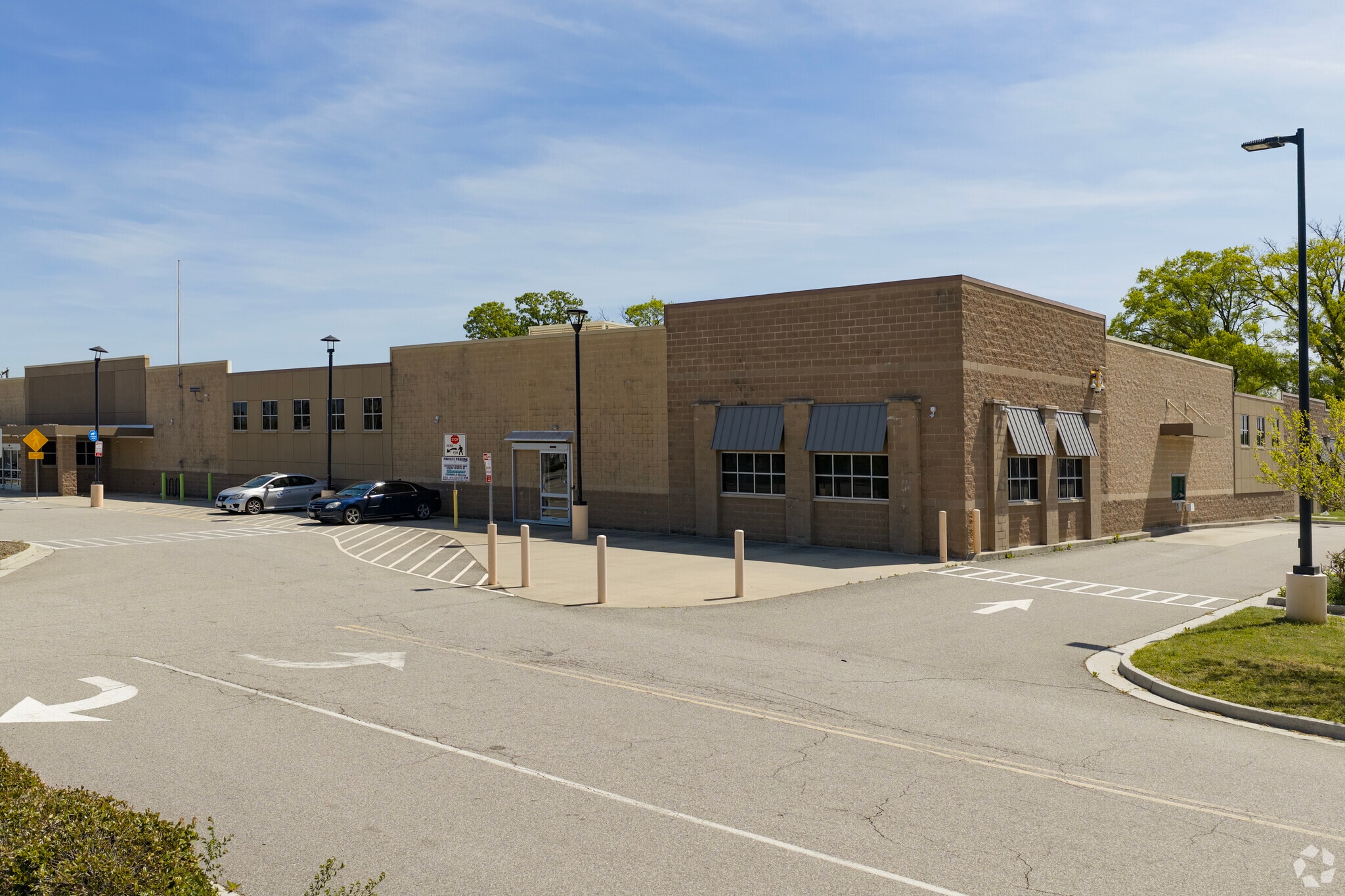 5221 Brook Rd, Richmond, VA for lease Primary Photo- Image 1 of 3