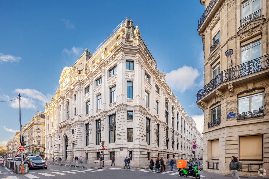 16-18 Rue Du Quatre Septembre, Paris à louer - Photo du bâtiment - Image 3 de 9