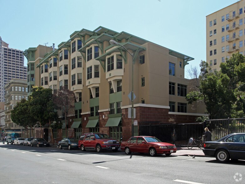 277 Taylor St, San Francisco, CA à louer - Photo du bâtiment - Image 2 de 3