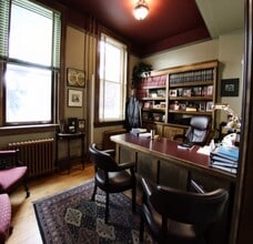 4836 50th St, Red Deer, AB for lease Interior Photo- Image 2 of 4